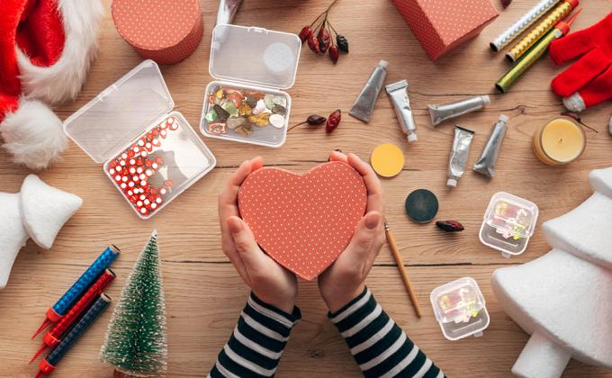 صندوق تخزين مستطيل فارغ من البلاستيك الشفاف الحاويات مع أغطية معقوفة للأغراض الصغيرة صندوق الحرفية 4