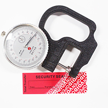 الضمانات الأمنية غير المضادة للتلاعب (أحمر، 1 × 3.35 بوصة، أرقام تسلسلية) 5